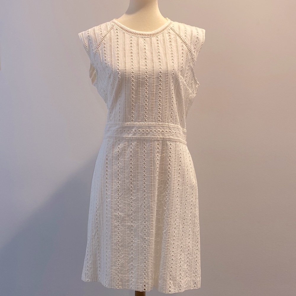 White Eyelet Cap Sleeve Dress with pockets!!!